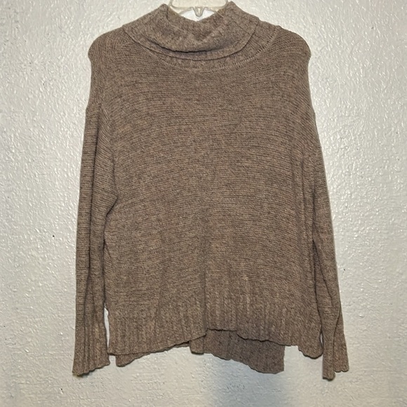 Knox Rose cream, colored, ultrasoft, cow, neck, sweater, size medium - Picture 2 of 8